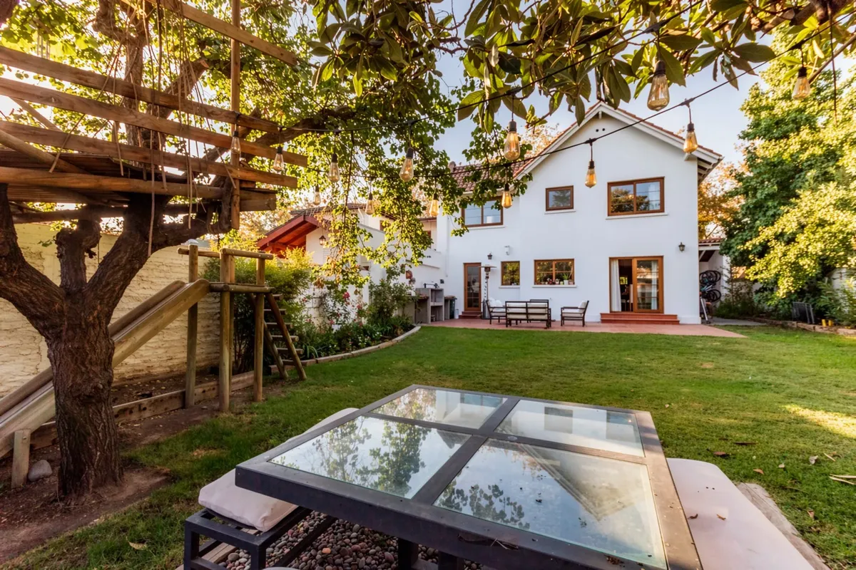 Imagen 2 de 15 de Espectacular Casa En Vía Regina - 293m2 Construidos