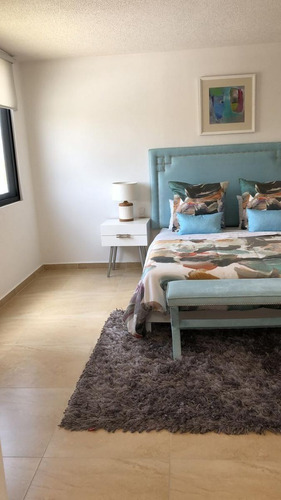 Imagen 14 de 16 de Se Vende Casa En Zibata, Luxury Y Premium, Estudio Con Opció