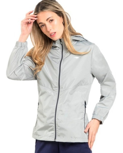 Imagen 2 de 10 de Campera Rompeviento Avia Mujer Ultra Liviana Running Capucha