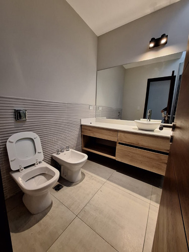 Distrito Sur Duplex En Planta Baja