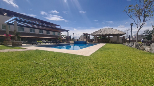 Venta Casa De Lujo 3 Recamaras 1 En Planta Baja