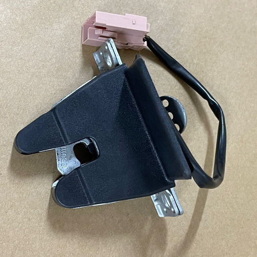 Fechadura Eletrica Porta Malas Fox 03/08 5z6827505 Original
