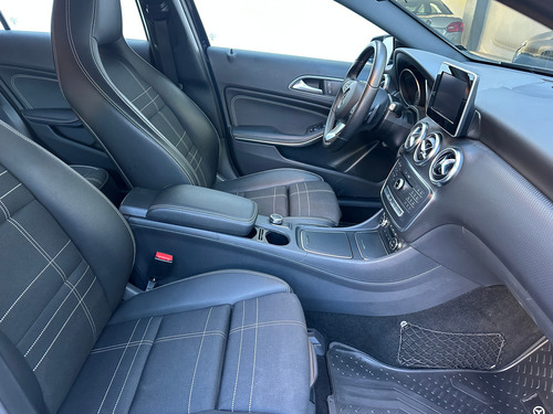 Mercedes-Benz Clase A 1.6 A200 Urban 156cv