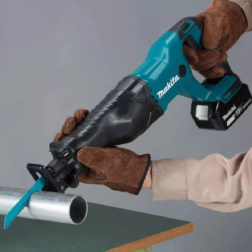 Serra Sabre 18v Sem Bateria Sem Carregador Com Maleta Makita