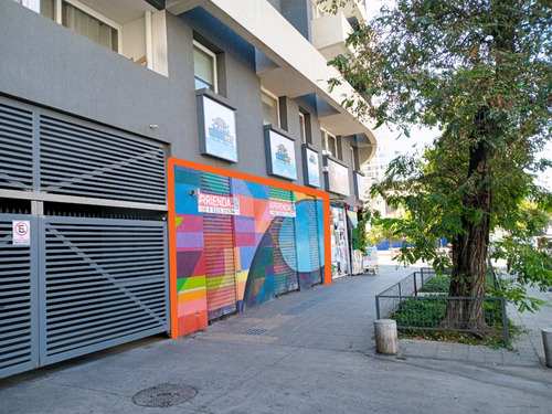 Gran Local Comercial Diez De Julio 1553 L3.