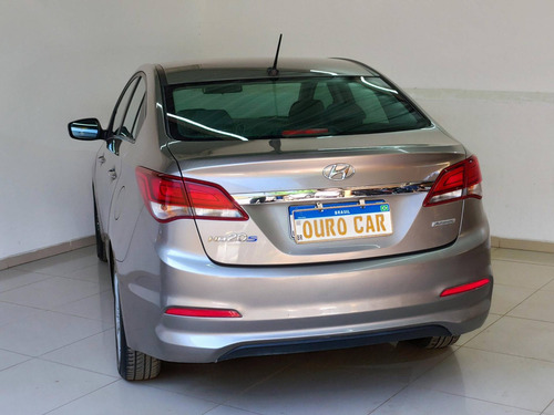 Imagem 3 de 5 de Hyundai Hb20s 1.6 Comfort Plus 16v Flex 4p Automático