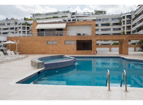 Vendo Apto 123m2 2h/2b/2p Los Samanes 4306