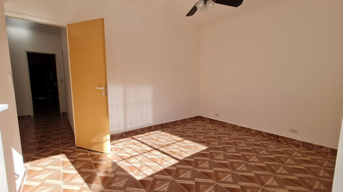 Imagen 10 de 19 de Venta De Casa 3 Ambientes En Caseros, Tres De Febrero