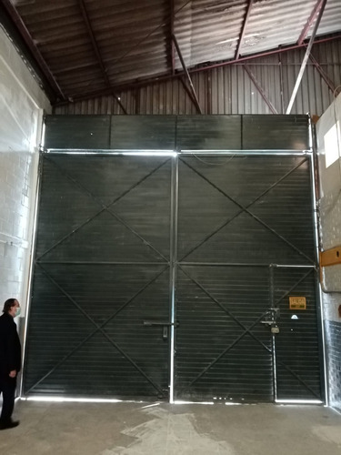 Bodega En Renta De 1200m2 En Total, Mezanine, Patio, Entrada Trailer
