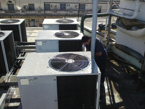 Imagen 2 de 10 de Reparación, Service, Instalacion De Aire Acondicionado