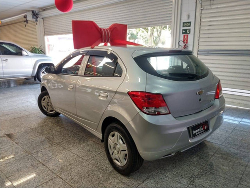 Chevrolet Onix 1.0 Mpfi Lt 8v Flex 4p Manual