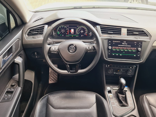 Imagem 8 de 14 de Volkswangen Tiguan Allspace 1.4 2020