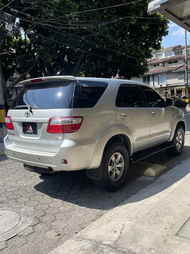 Toyota Fortuner 2.7 4x2 automatica