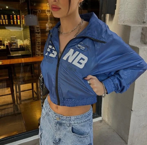 Campera Crop Rompe Viento