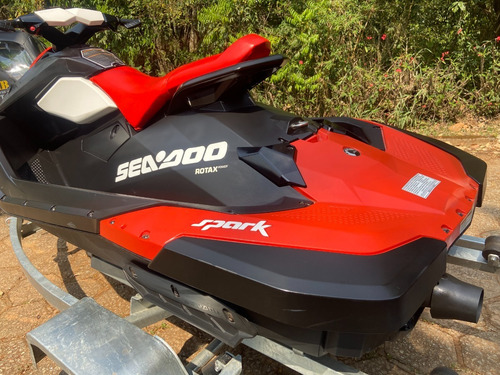 Jet Ski Sea Doo Spark 90hp 2up 70 Horas ( Com Carreta ) 2017
