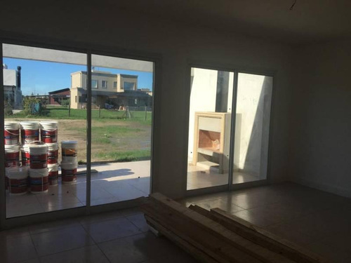 Imagen 8 de 22 de Casa En Venta En San Rafael, Villanueva, Tigre
