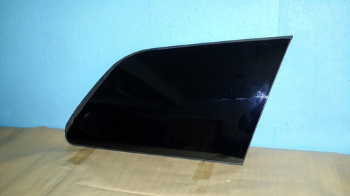 Imagen 2 de 3 de Vidrio Cuarter Derecho Jeep Grand Cherokee 2011/2015