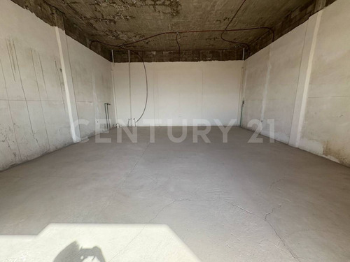Plaza Comercial El Portal,venta ,en Avenida Guillermo Prieto Lujan, Chihuahua.