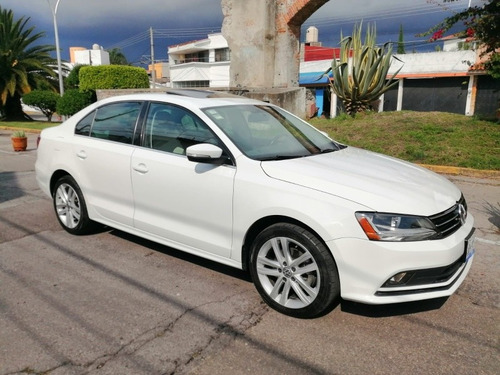 Imagen 1 de 15 de Volkswagen Jetta 2017 2.5 Sportline Tiptronic At