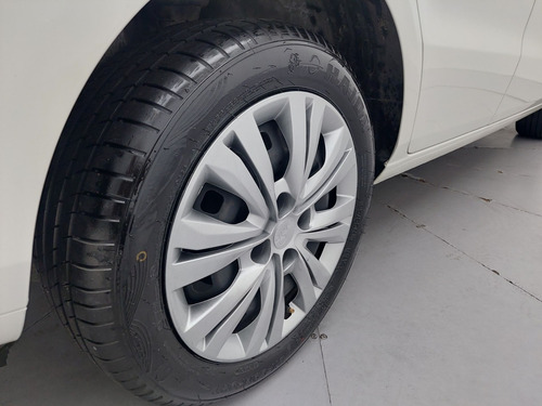 Volkswagen Voyage 1.0 12V MPI TOTALFLEX 4P MANUAL