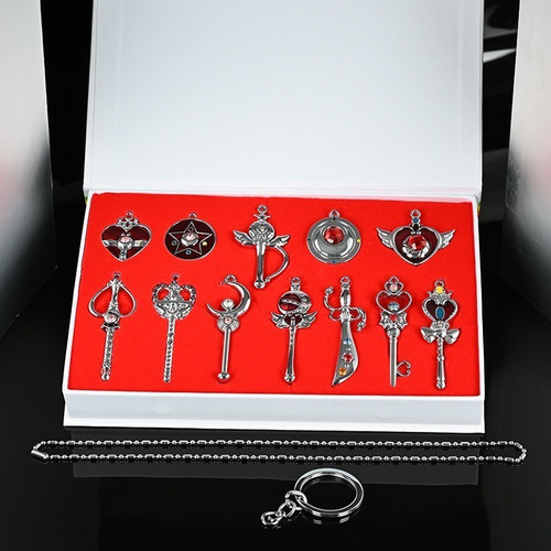 Imagen 4 de 10 de Conjunto De Collar De Arma De Sailor Moon Charm Plata