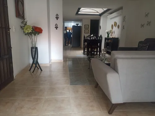 Apartamento Con 3 Habitaciones Y Dos Baños