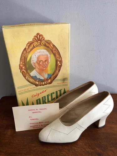 Antigua Caja Y Zapatos Vintage De Mujer Sin Usar A os 50s