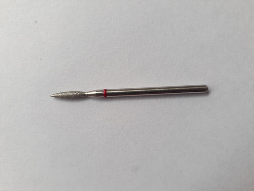 Imagen 5 de 7 de Fresa Flama Diamantada Roja Para Manicura Rusa 0.23