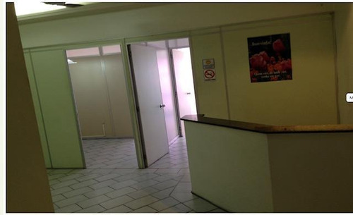 Imagem 5 de 8 de Sala Comercial Próximo A Felipe Schmidt No Centro Da Cidade - Sa0790