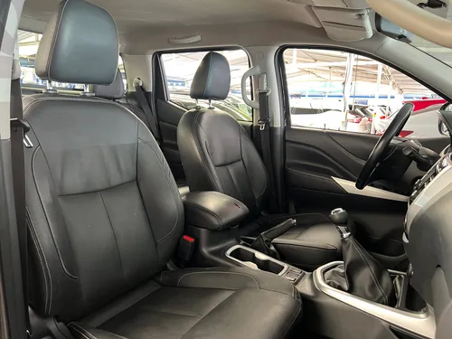 Nissan NP300 Frontier 2.5 Platinum LE At