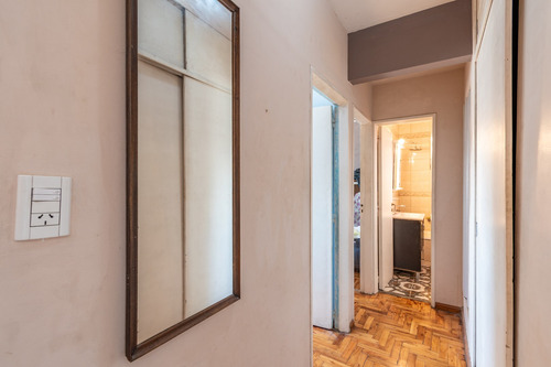 Venta Departamento 3 Ambientes Con Balcón Y Vista Abierta En San Cristóbal