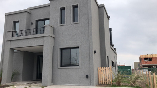 Imagen 4 de 30 de Casa En Venta En Puertos Del Lago, Escobar, G.b.a. Zona Norte