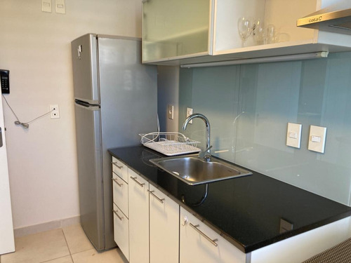 Imagen 12 de 30 de Espectacular Apartamento En Edificio Ocean Drive Para Alquilar!