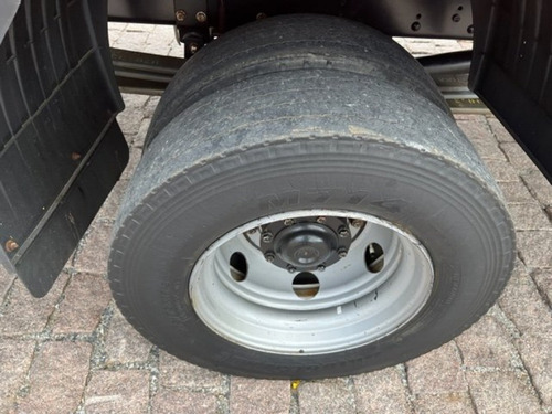 Imagem 12 de 14 de Mercedes-benz Accelo 815 2p (e5)