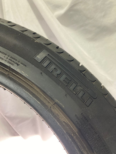 Pneu 295/40 R22 112w Pirelli Scorpion Zero (vulcanizado) (Usado)