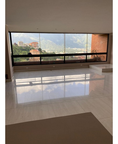 Vendo/alquilo Ph 600m2 Valle Arriba 0300