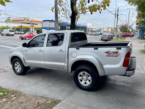 Imagen 4 de 11 de Toyota Hilux 3.0 D Sr 4x4 2013