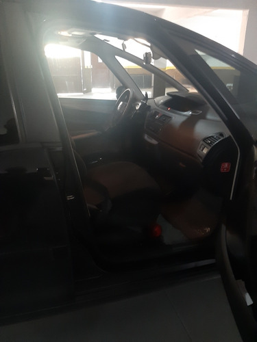 Imagem 9 de 12 de Citroën C4 Picasso 2010 2.0 5p