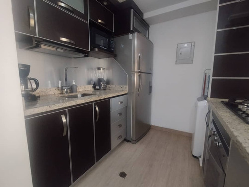 Apartamento En Prebo Residencias Divino Niño Kcl