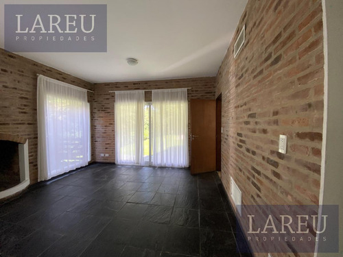 Casa En Venta Con Renta - La Delfina, Pilar