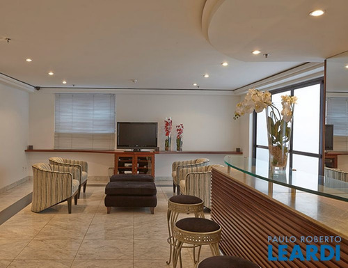 Imagem 7 de 10 de Flat - Moema Pássaros - Sp - 321650