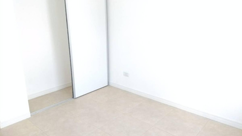 Imagen 11 de 13 de Departamento En Venta De 3 Ambientes Con 2 Cocheras - Banfield