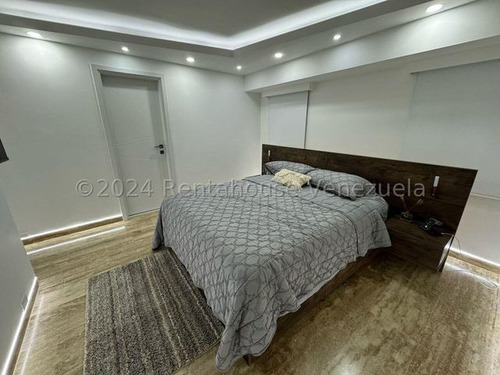 Apartamento En Venta El Rosal Jose Carrillo Bm Mls #25-5162