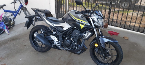 Imagen 2 de 5 de Vendo Yamaha Mt03 Z400 Tnt300 Fz Mt 03 Naked Kawa Honda