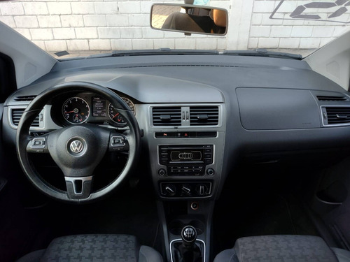 Imagem 3 de 9 de Volkswagen Fox 1.6 Msi Comfortline 8v Flex 4p Manual