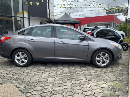 Ford Focus Se Powershift