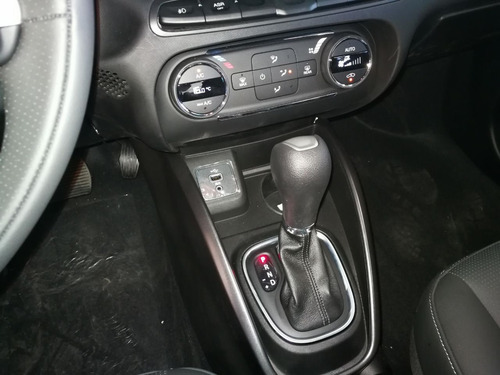 Fiat Cronos 1.8 16v Precision Style My 2021 (p)