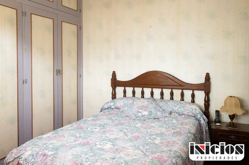 Casa Sola En Lote: Yrigoyen Esquina Blanco Encalada - Mar De Ajó - C820