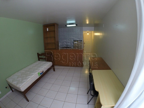 Imagem 2 de 5 de Kitnet Com 1 Quarto A Venda No Bairro Pantanal Em Florianopolis. - V-81925