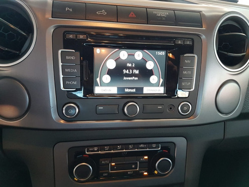 Imagem 13 de 14 de Amarok Highline 4x4 - Diesel - Automática - 2015